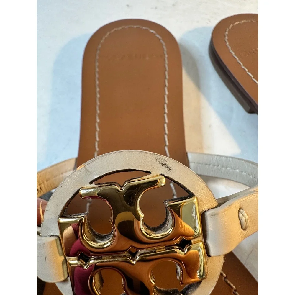 Tory Burch Mini Miller Leather Thong Sandals Size 8M Dulce De Leche Metal Logo‎